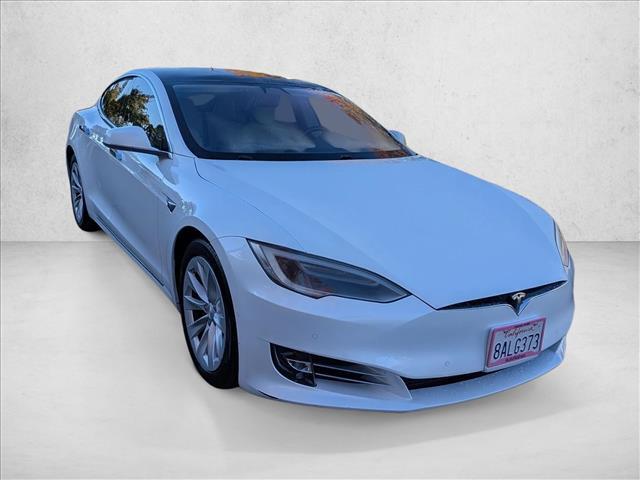 2017 Tesla Model S 90D