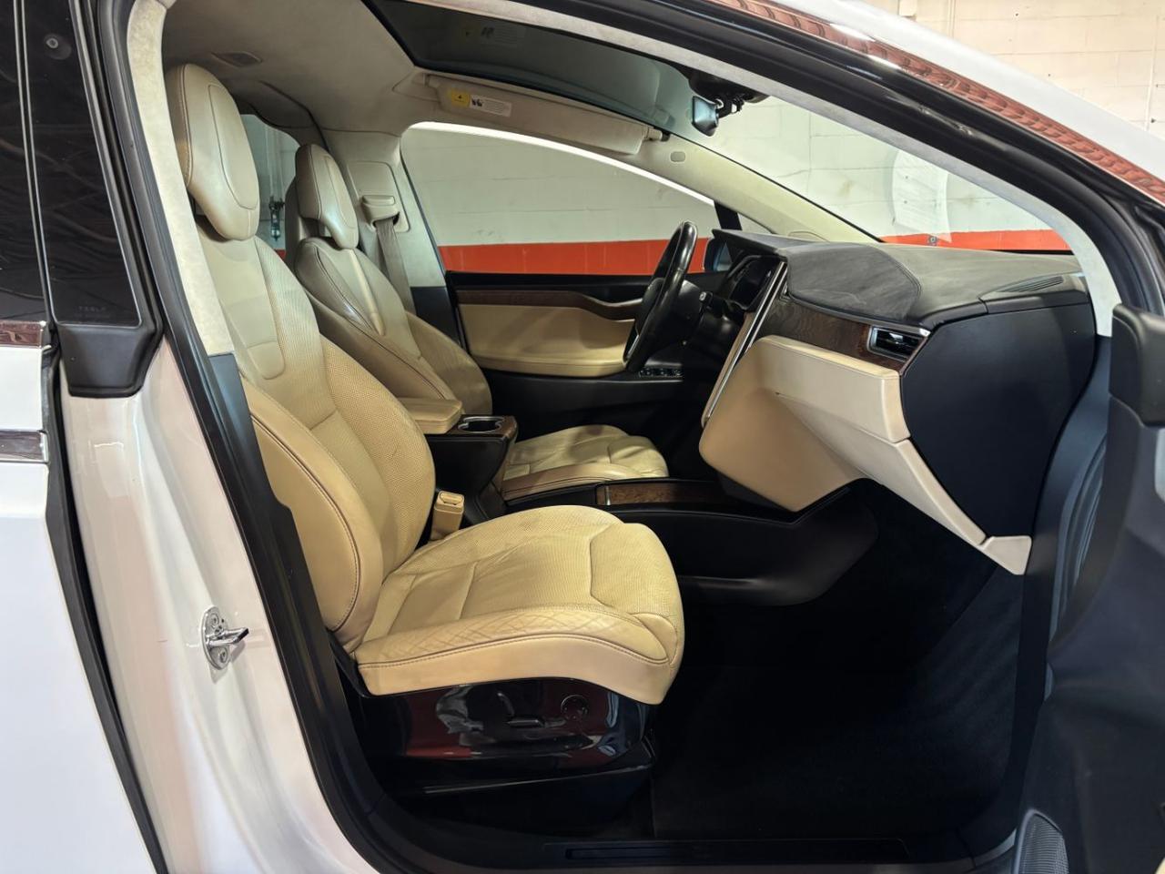 2017 Tesla Model X 75D Franklin OH