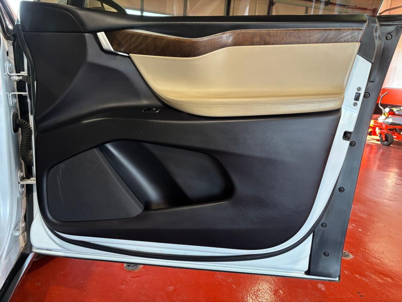 2017 Tesla Model X 75D Franklin OH