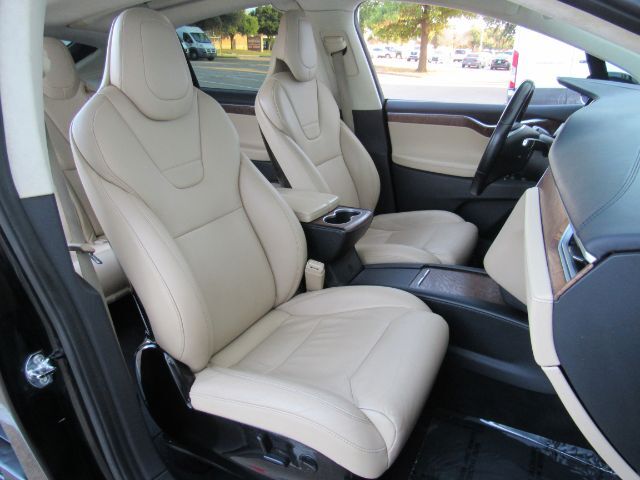 2017 Tesla Model X 75D Plano TX