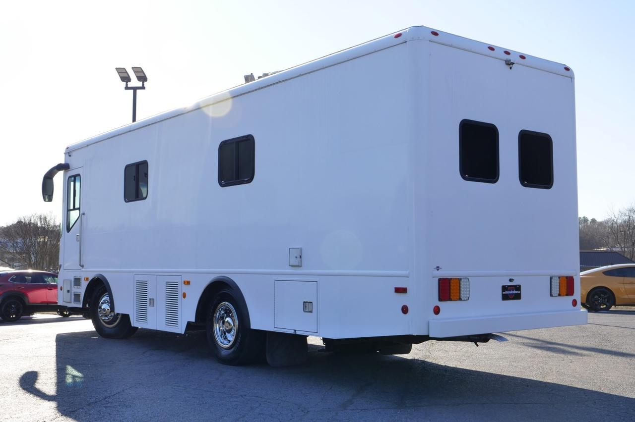 2017 Thomas Bloodmobile / Matthews Specialty Vehicles / Conversion Platform! Lincolnton NC