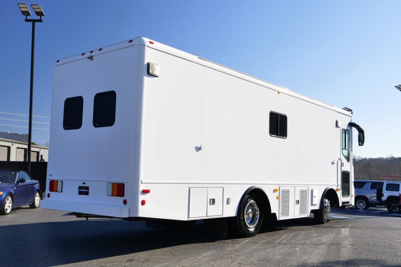 2017 Thomas Bloodmobile / Matthews Specialty Vehicles / Conversion Platform! Lincolnton NC