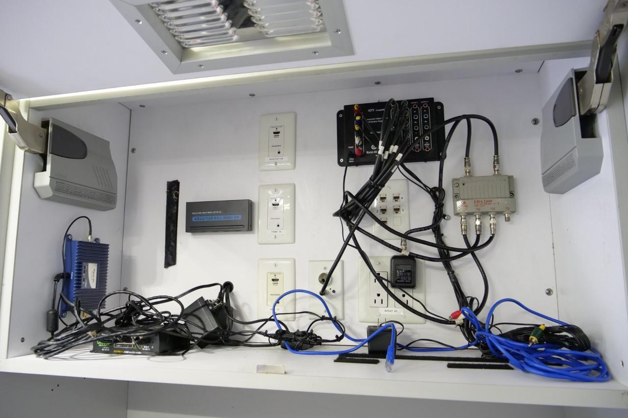 2017 Thomas Bloodmobile / Matthews Specialty Vehicles / Conversion Platform! Lincolnton NC