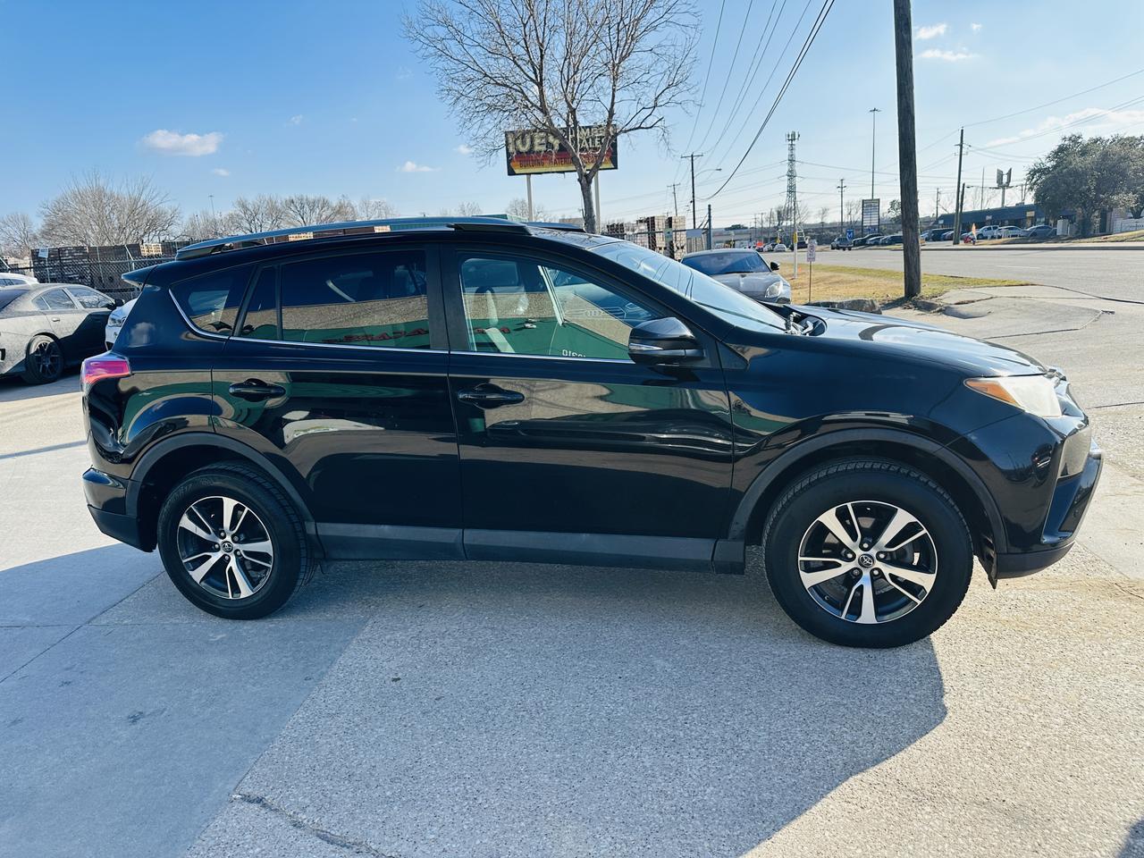 2017 Toyota Rav XLE Dallas TX