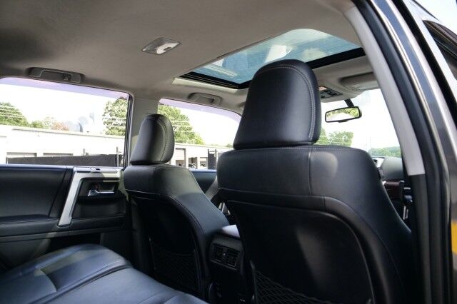 2017 Toyota 4Runner Limited 4X4 / Cooled Seats / Power Sunroof! High Point NC