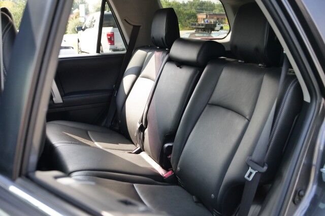 2017 Toyota 4Runner Limited 4X4 / Cooled Seats / Power Sunroof! High Point NC