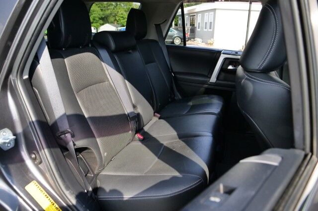 2017 Toyota 4Runner Limited 4X4 / Cooled Seats / Power Sunroof! High Point NC