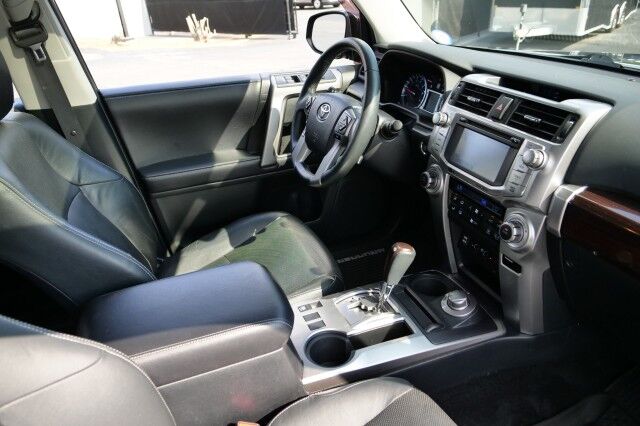2017 Toyota 4Runner Limited 4X4 / Cooled Seats / Power Sunroof! High Point NC
