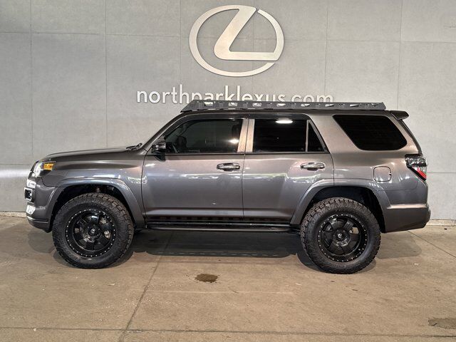 2017 Toyota 4Runner Limited