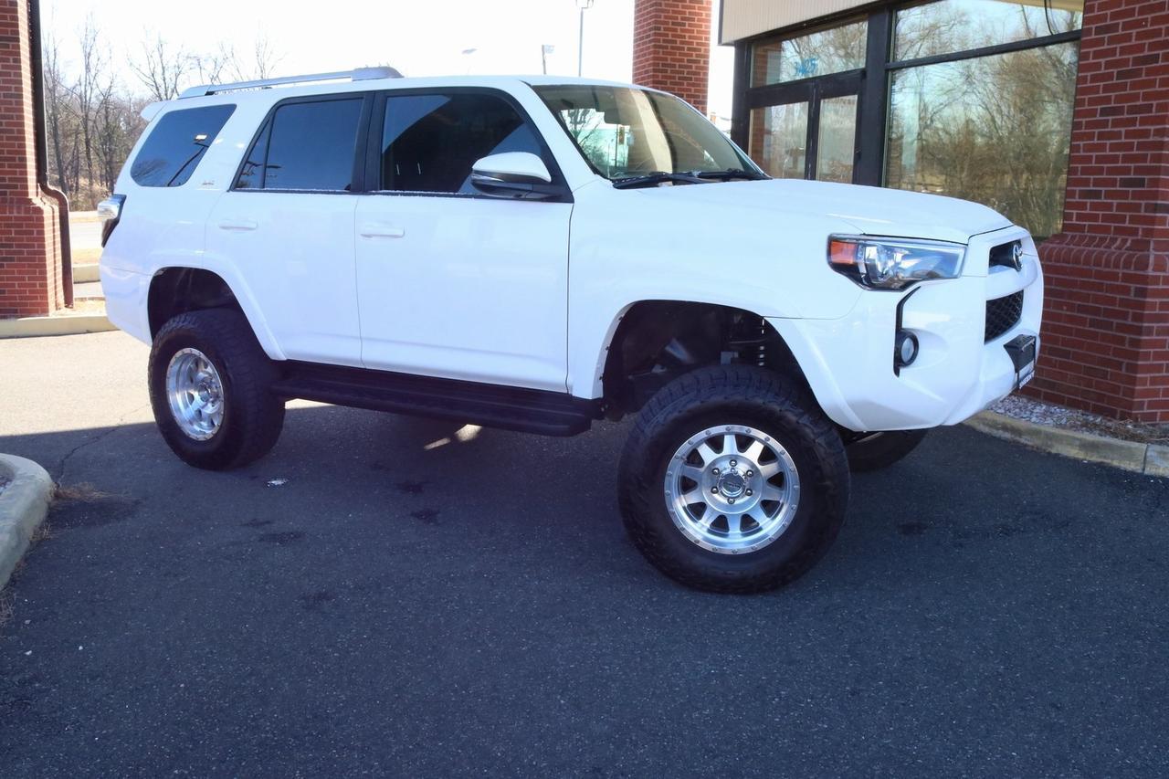 2017 Toyota 4Runner SR5 Premium