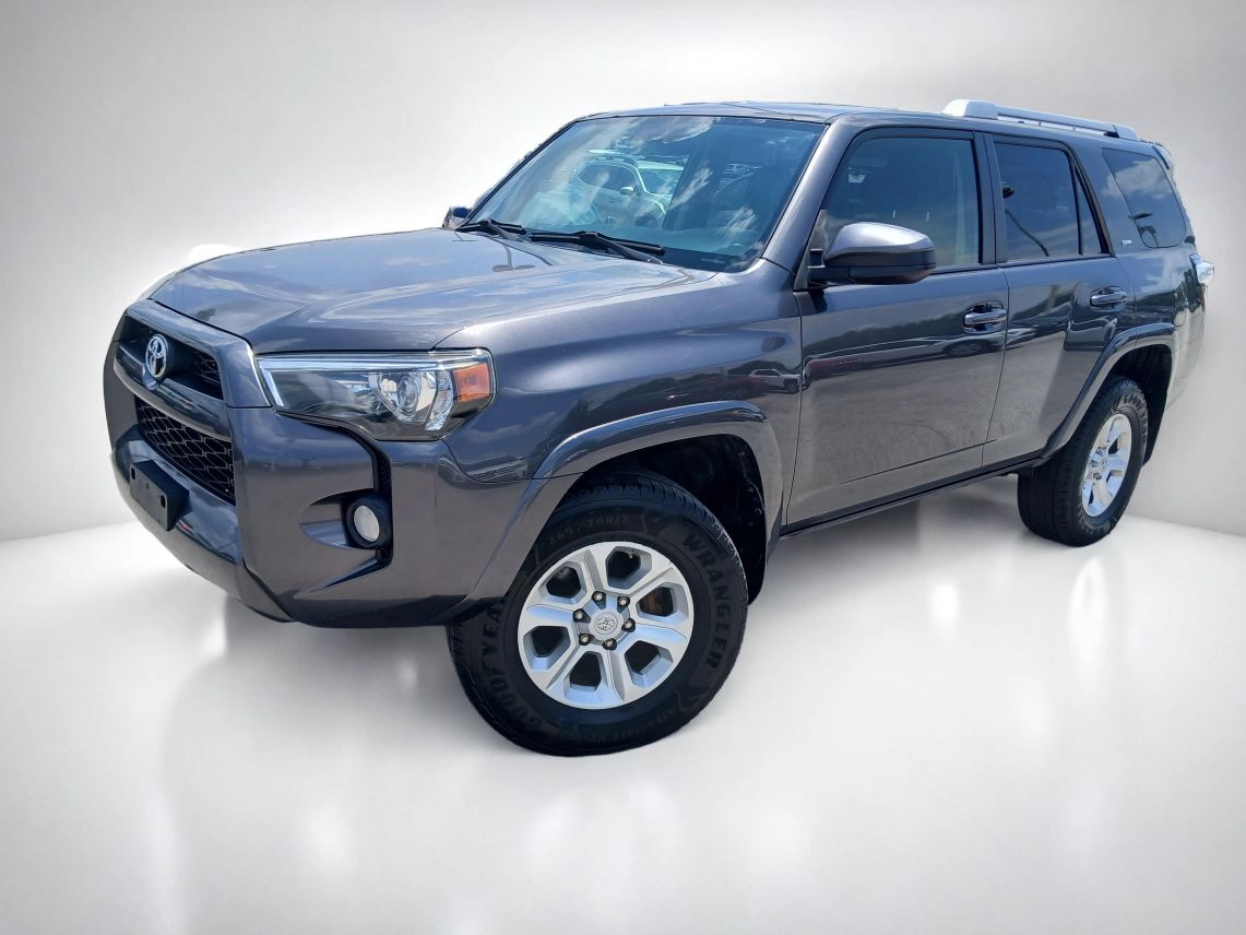 2017 Toyota 4Runner SR5 Sport Utility 4D