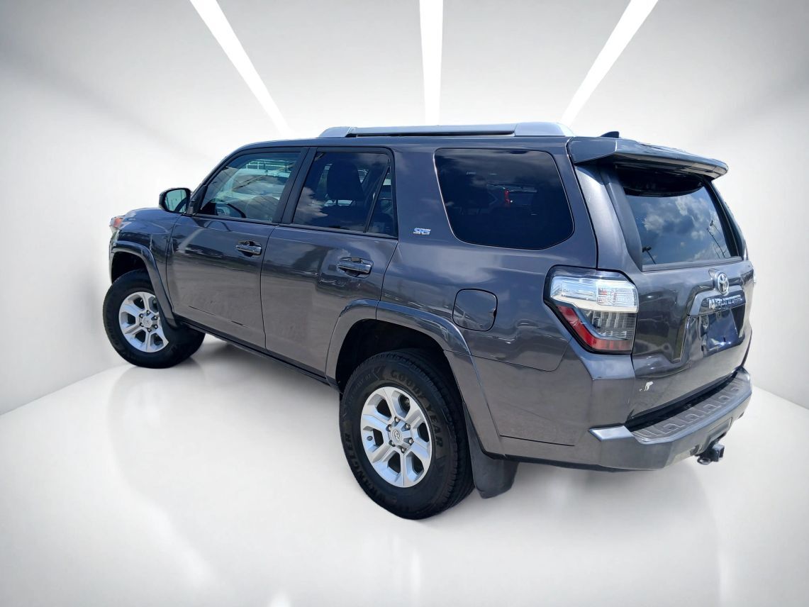 2017 Toyota 4Runner SR5 Sport Utility 4D