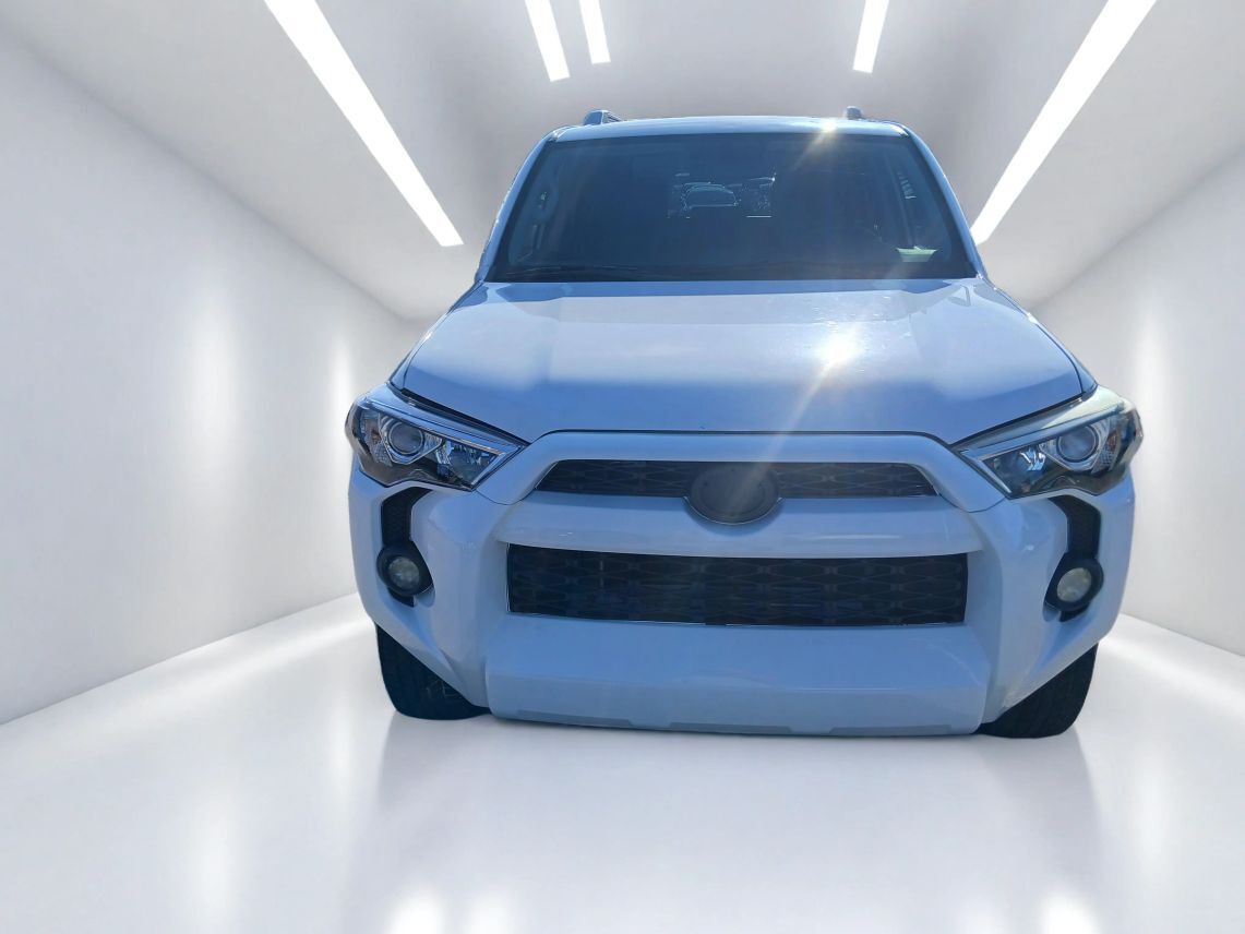 2017 Toyota 4Runner SR5 Sport Utility 4D