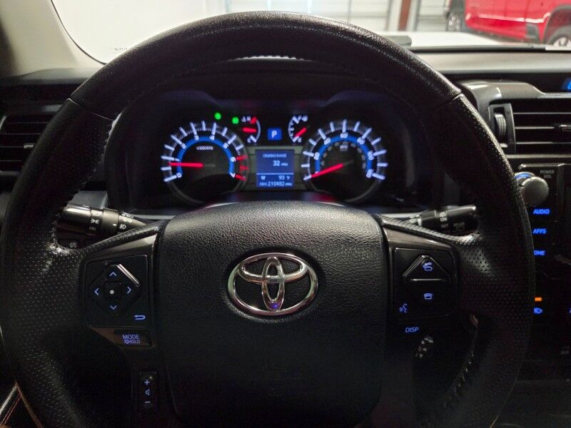2017 Toyota 4Runner TRD Off Road 2WD 4.0L V6 GPS Backup Camera Sunroof FREE WARRANTY Arlington TX
