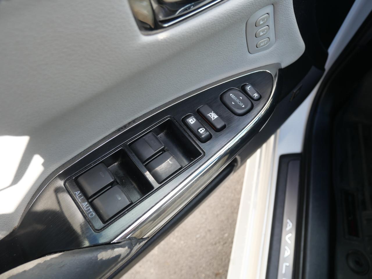 2017 Toyota Avalon Limited San Juan TX