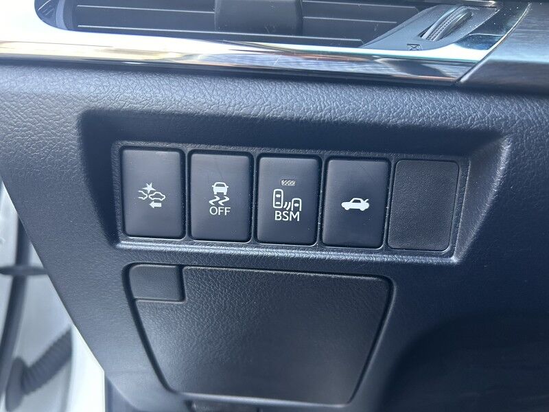 2017 Toyota Avalon Limited Webster MA