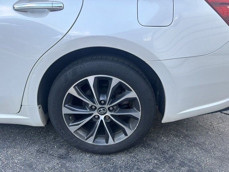 2017 Toyota Avalon Limited Webster MA