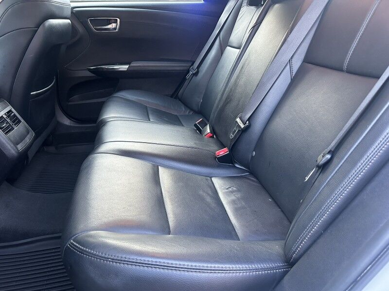 2017 Toyota Avalon Limited Webster MA