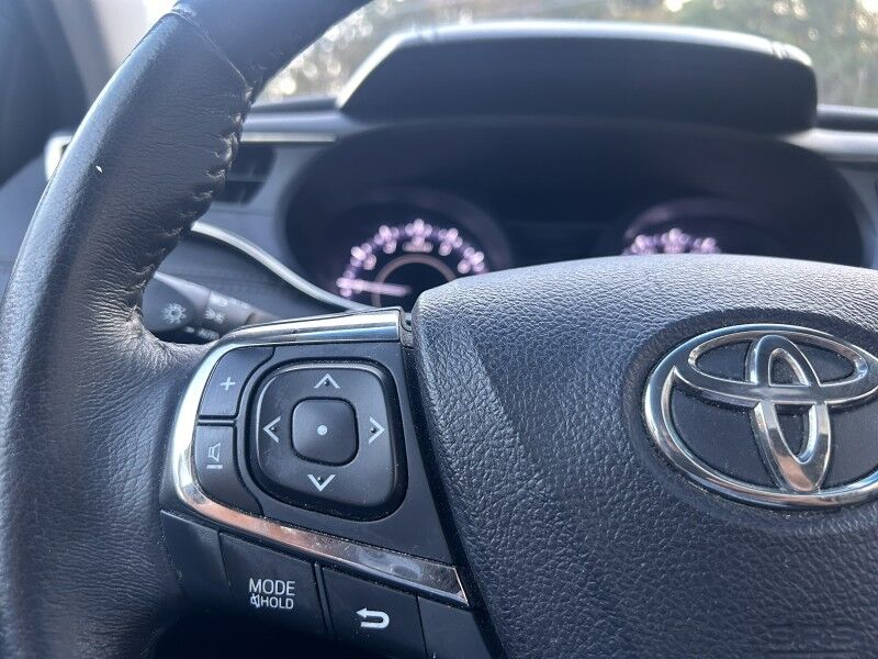 2017 Toyota Avalon Limited Webster MA
