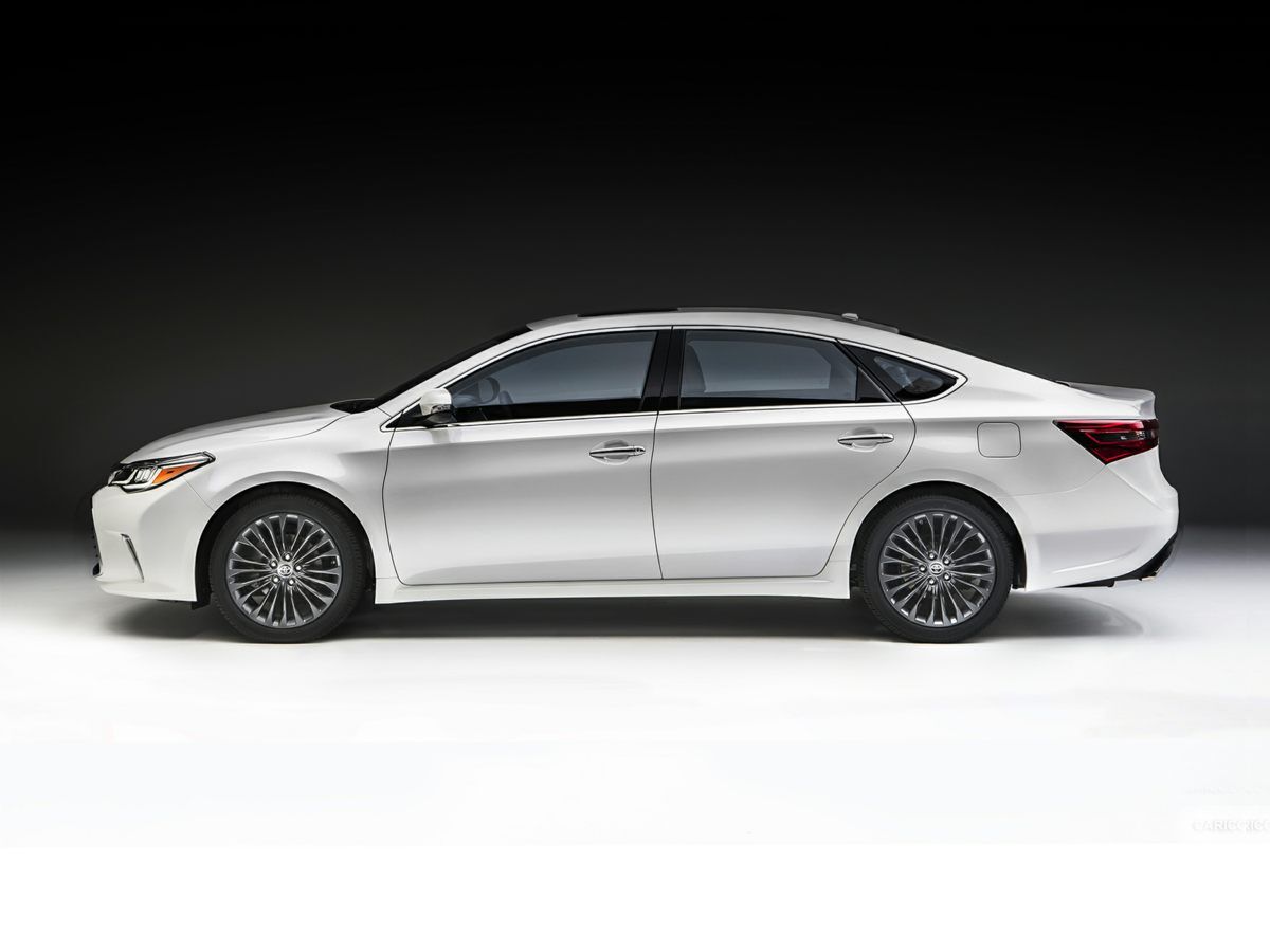 2017 Toyota Avalon XLE