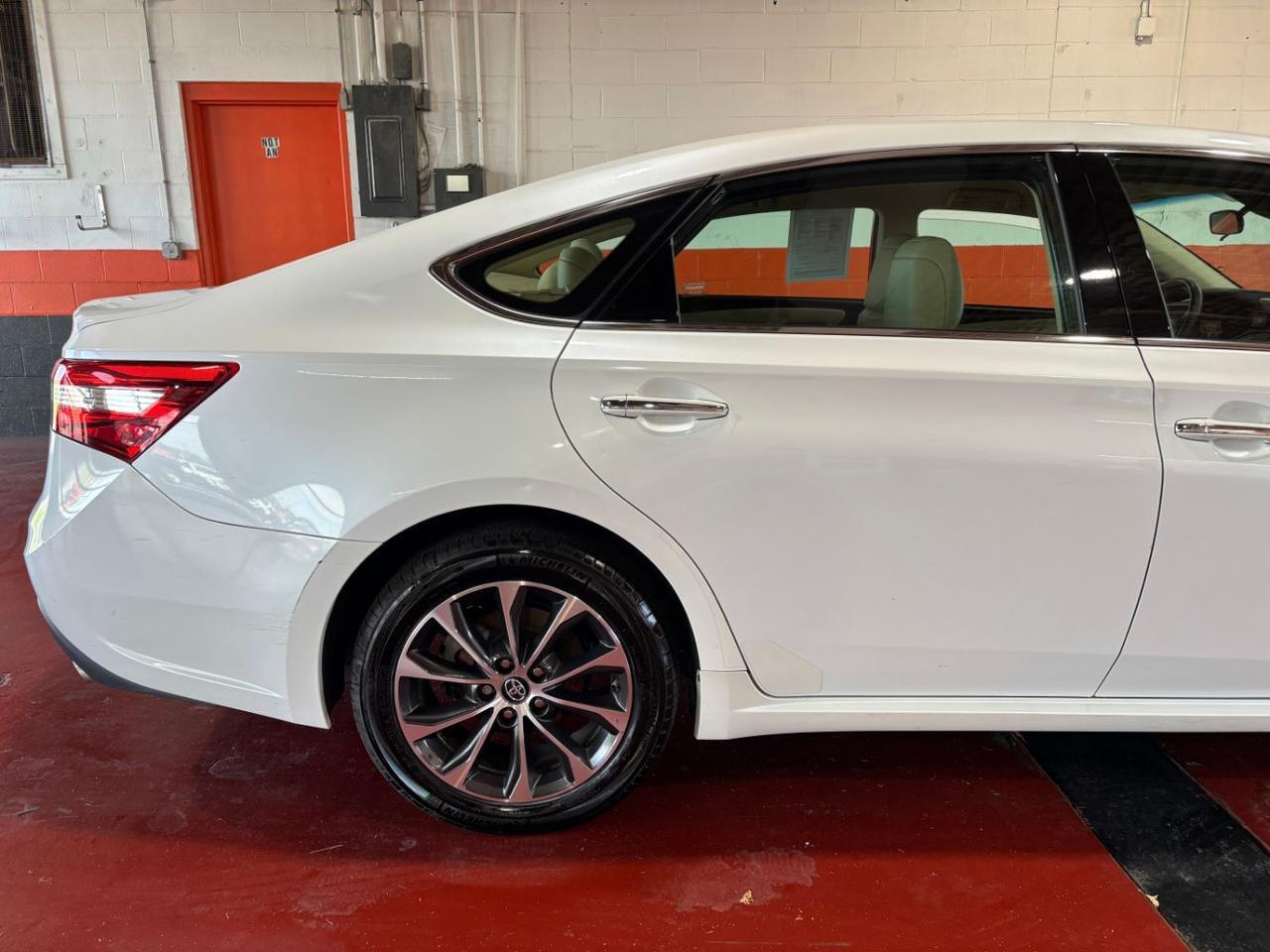 2017 Toyota Avalon XLE Franklin OH