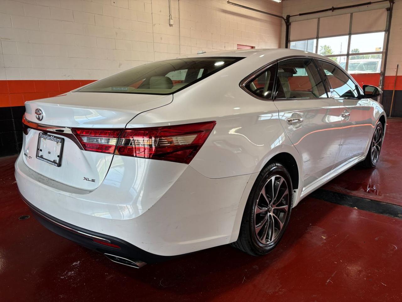 2017 Toyota Avalon XLE Franklin OH