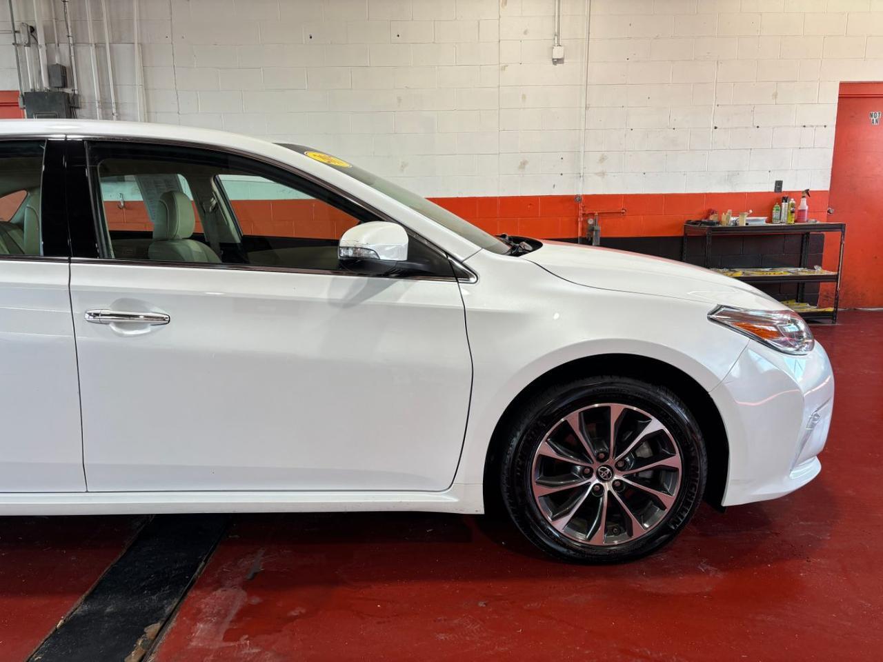 2017 Toyota Avalon XLE Franklin OH