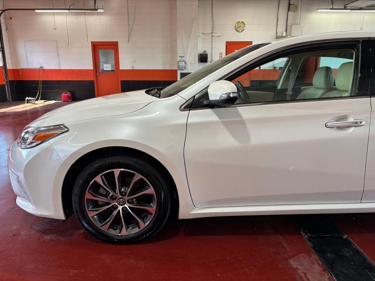 2017 Toyota Avalon XLE Franklin OH