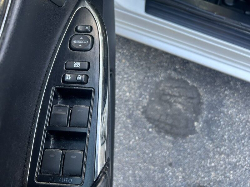 2017 Toyota Avalon XLE Premium - EXCELLENT SERVICE HISTORY Webster MA