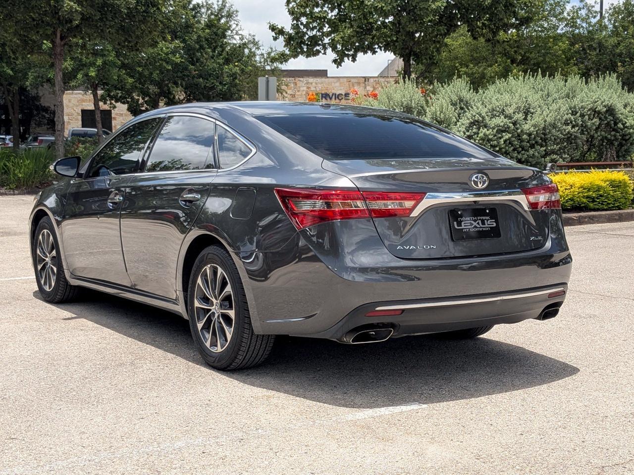 2017 Toyota Avalon XLE Premium