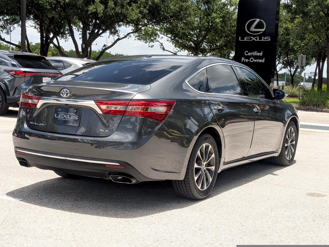 2017 Toyota Avalon XLE Premium