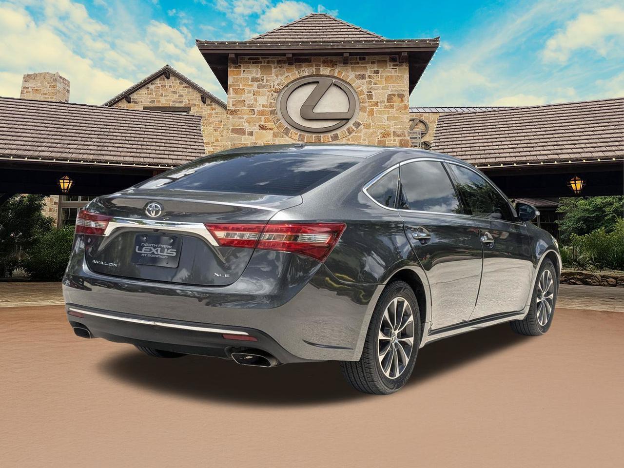 2017 Toyota Avalon XLE Premium