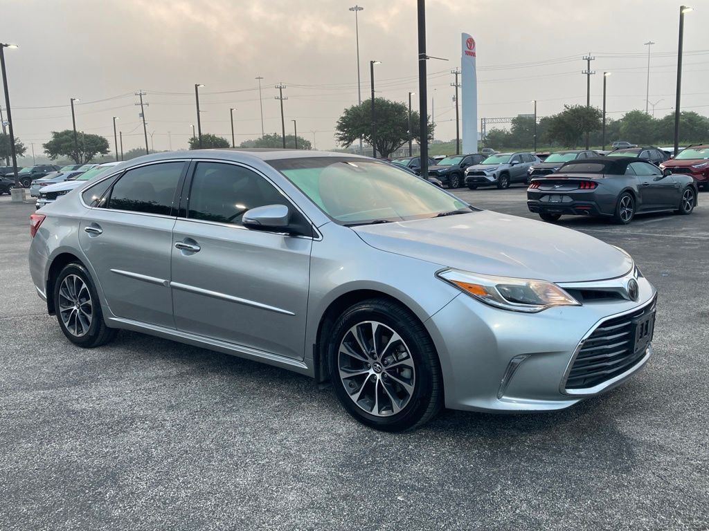 2017 Toyota Avalon XLE Premium