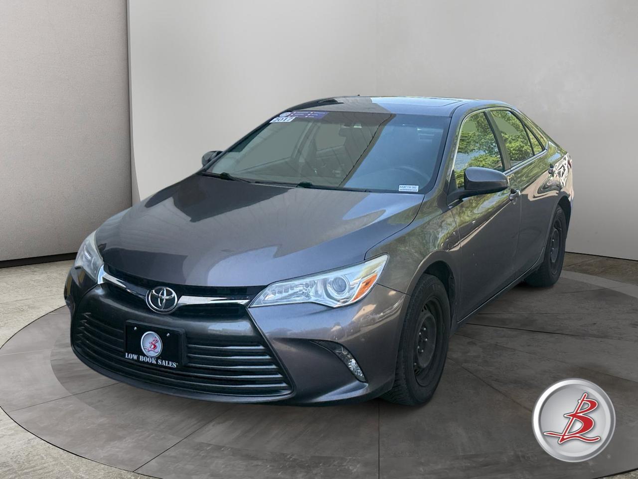 2017 Toyota CAMRY LE