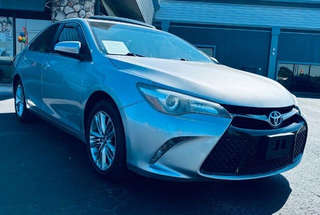 2017 Toyota Camry - SAR SE