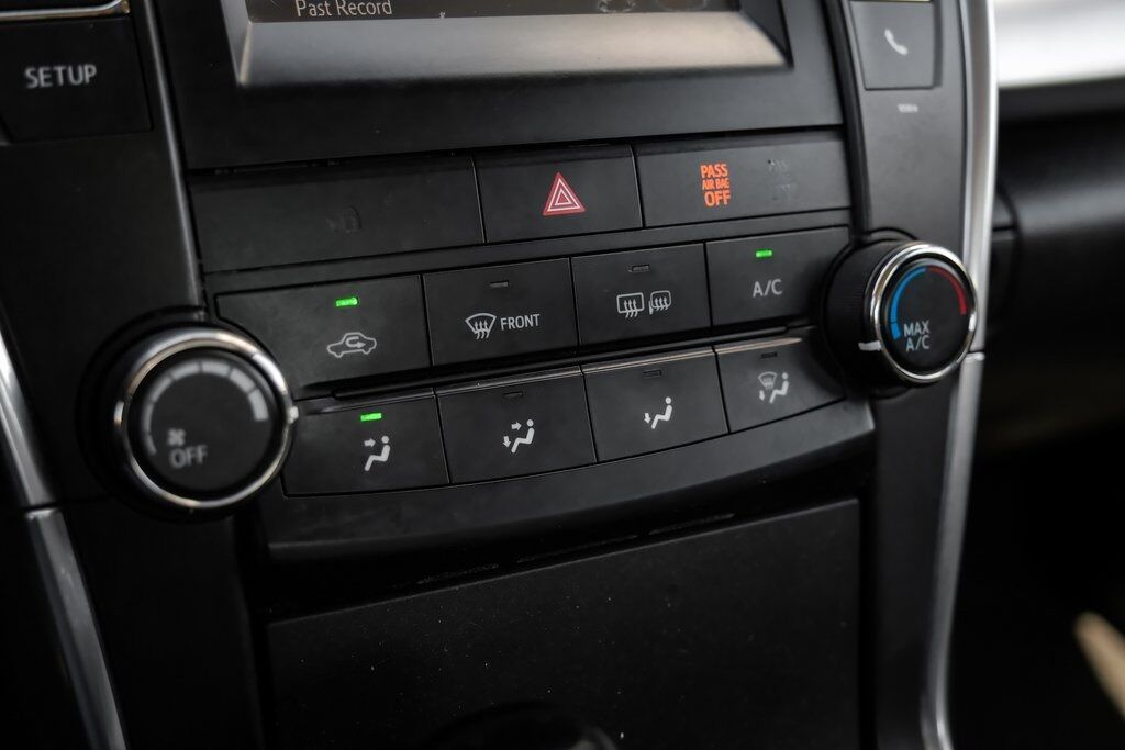 2017 Toyota Camry Carrollton TX
