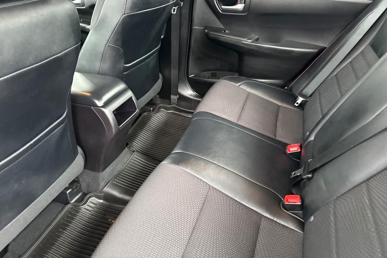 2017 Toyota Camry Hybrid SE Roseville CA