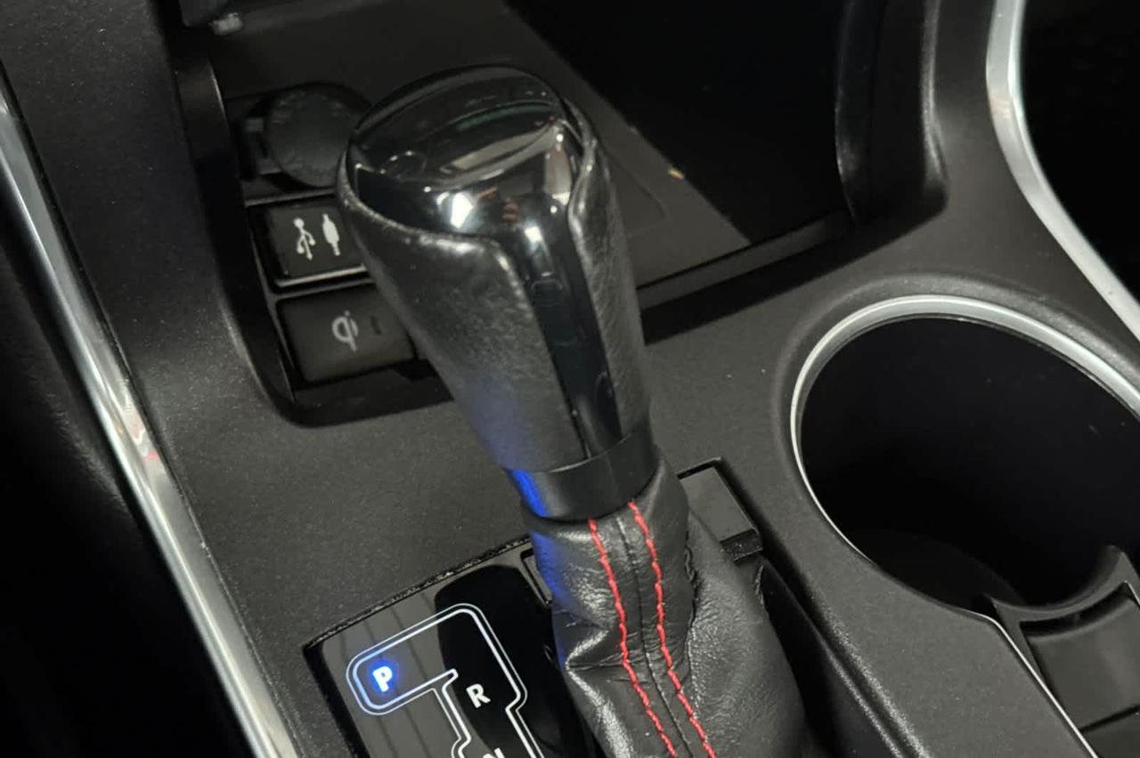 2017 Toyota Camry Hybrid SE Roseville CA