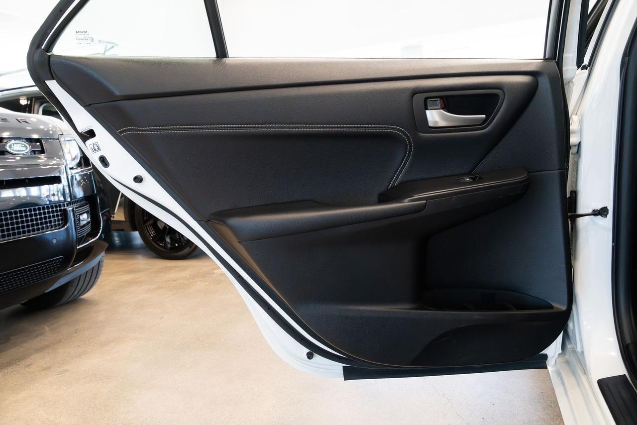 2017 Toyota Camry Hybrid XLE Gladstone OR