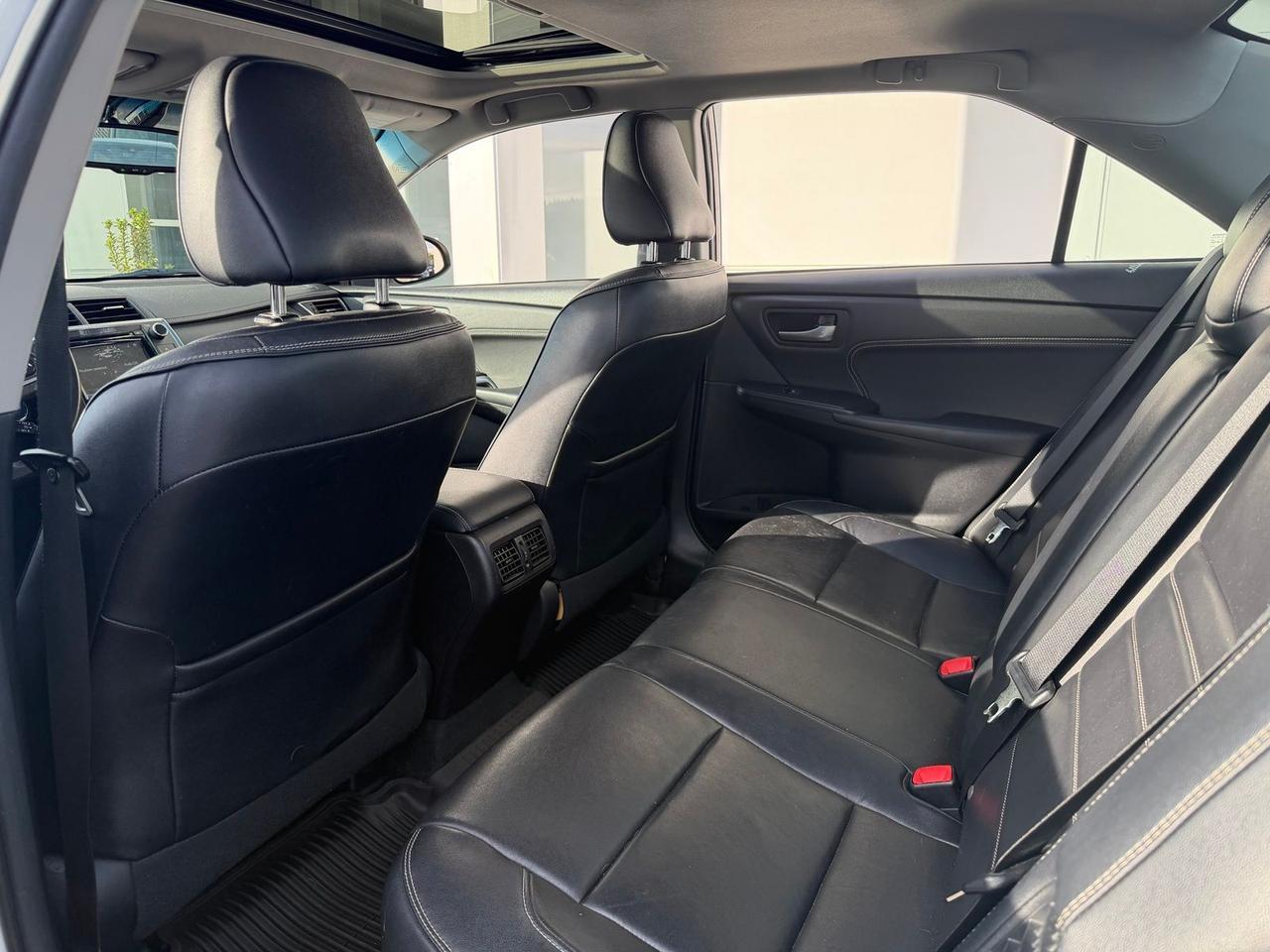 2017 Toyota Camry Hybrid XLE Gladstone OR