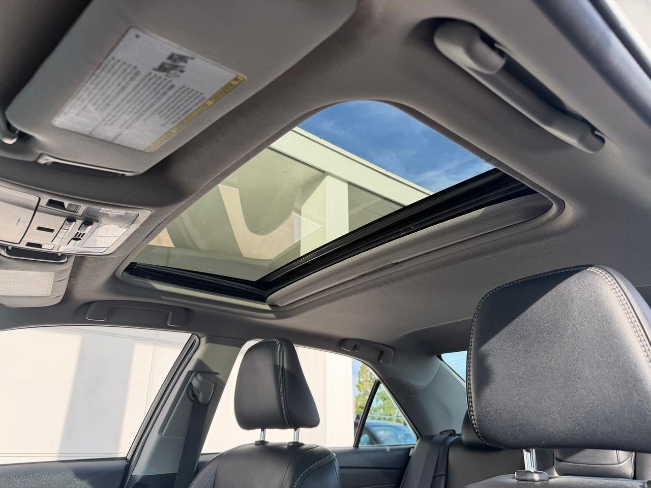2017 Toyota Camry Hybrid XLE Gladstone OR