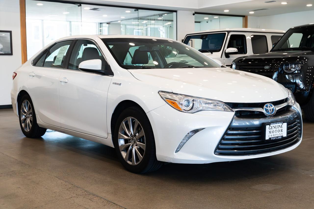 2017 Toyota Camry Hybrid XLE Gladstone OR