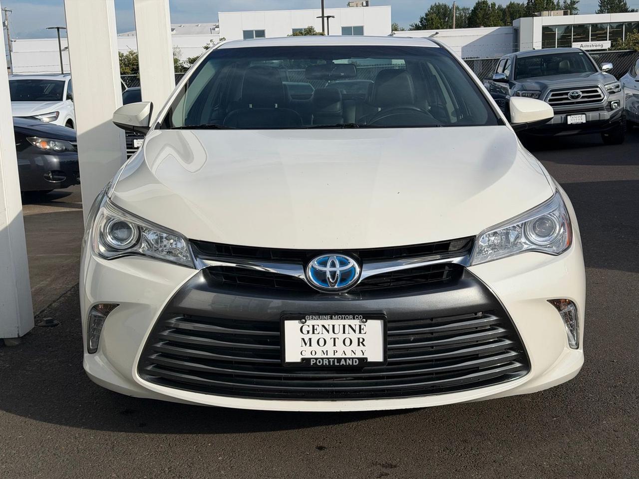 2017 Toyota Camry Hybrid XLE