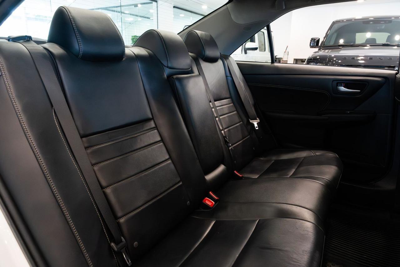 2017 Toyota Camry Hybrid XLE Gladstone OR