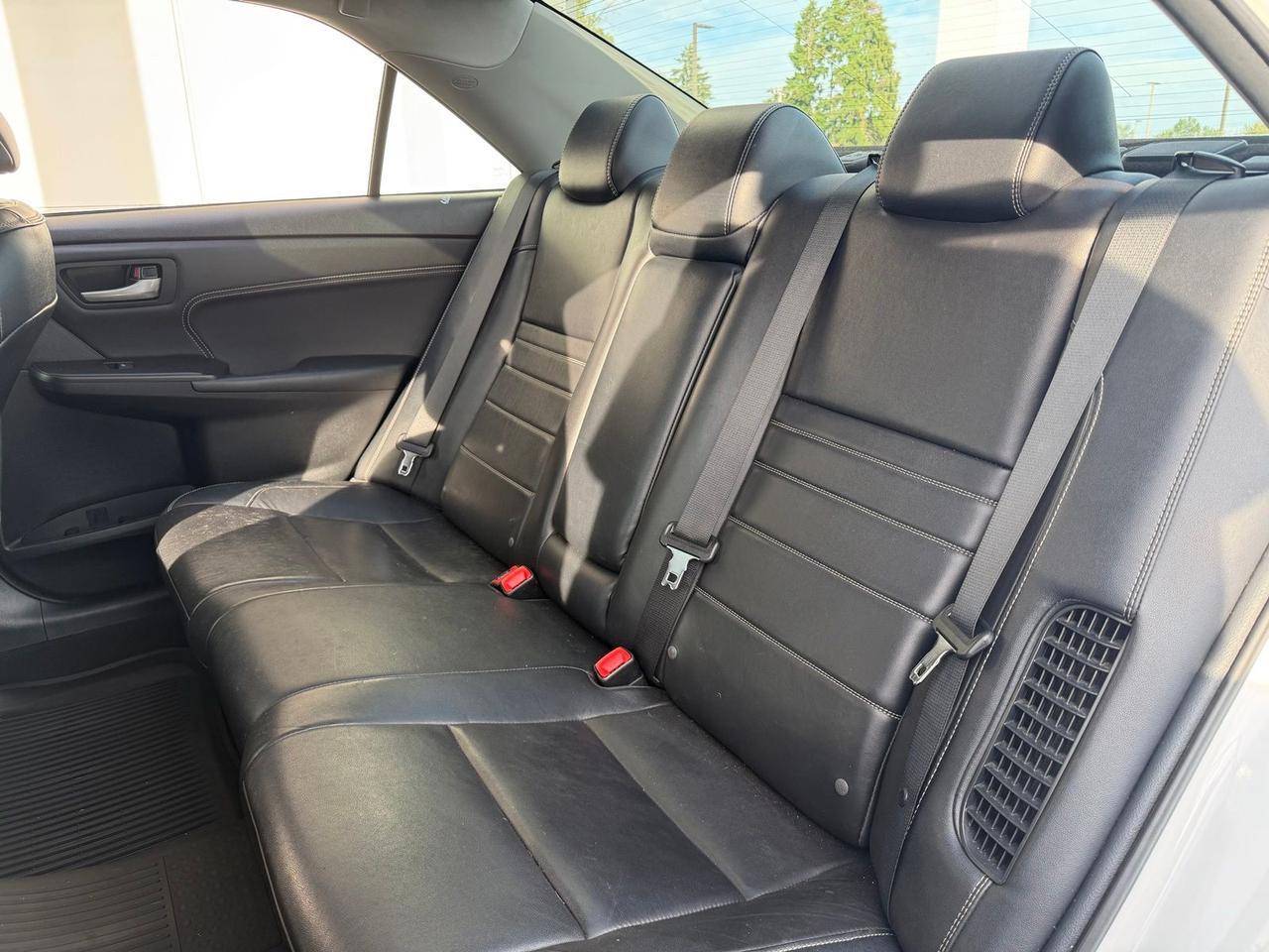 2017 Toyota Camry Hybrid XLE Gladstone OR