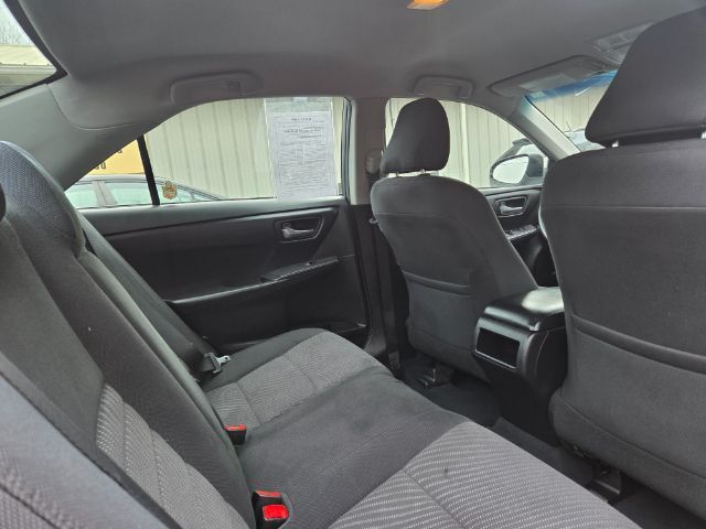 2017 Toyota Camry LE Elgin IL