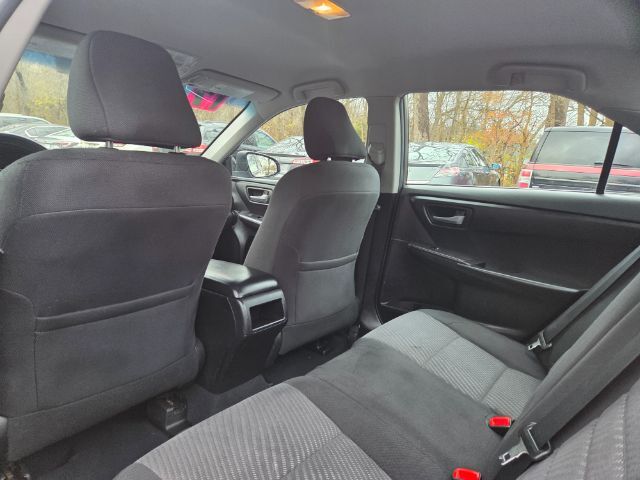 2017 Toyota Camry LE Elgin IL