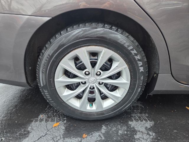 2017 Toyota Camry LE Elgin IL