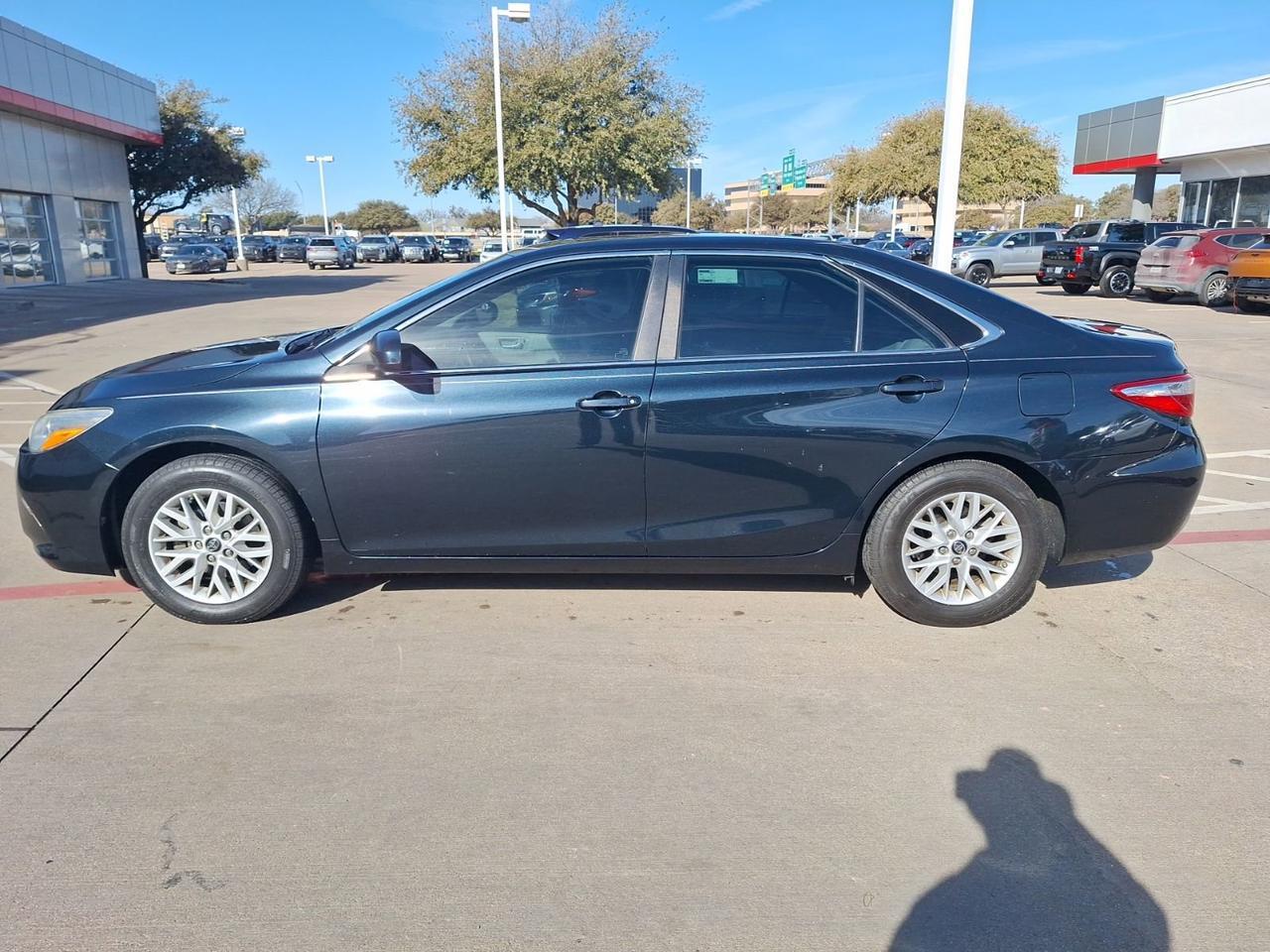 2017 Toyota Camry LE Hurst TX