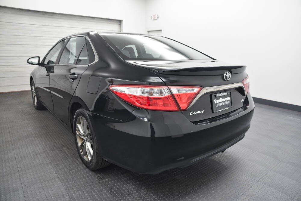 2017 Toyota Camry SE Akron OH